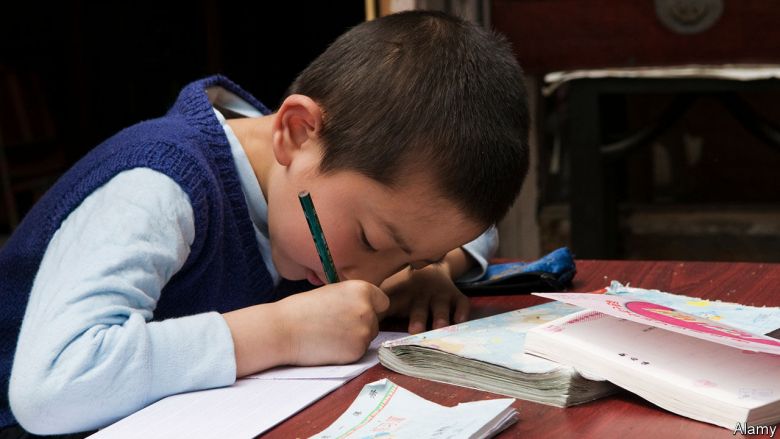 Shanghai Teachers Assign Homework Amid School Closures